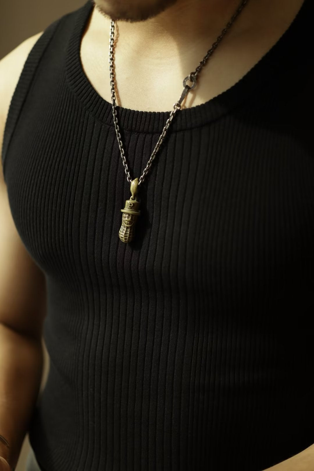 Solid color knitted vest-D603