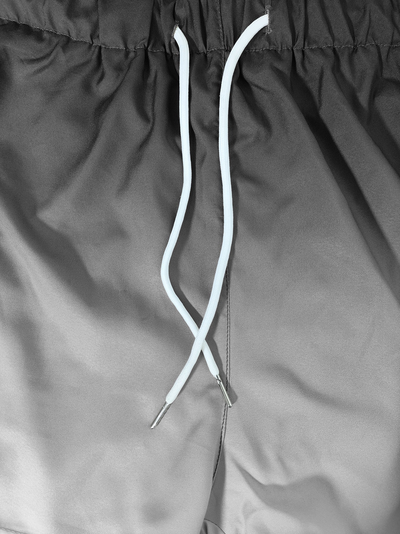 Quick-drying athletic shorts-D552