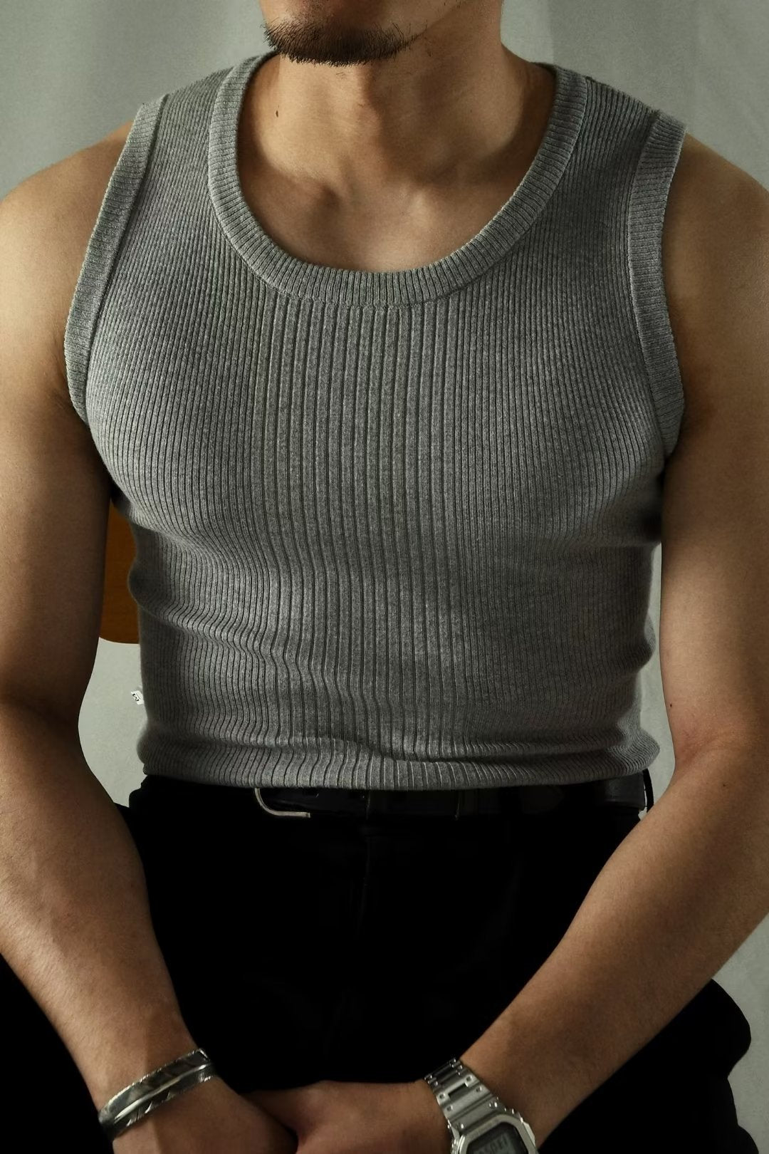 Solid color knitted vest-D603